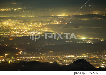 富士山から見る神奈川県周辺の夜景（静岡県） 75276888
