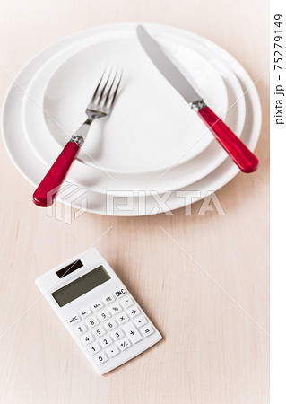ダイエット食事制限イメージ ダイエット食事制限イメージ 75279149