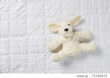 おもちゃ 動物 布団 75280074