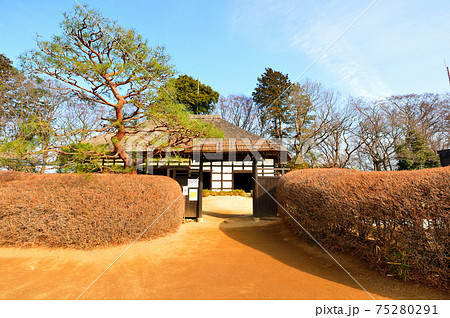 古民家　藁葺屋根　 75280291