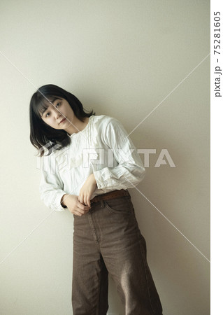 女の子のカジュアルコーデ 女の子のカジュアルコーデ 75281605