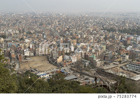 カトマンズの町並み（ネパール） 75283774