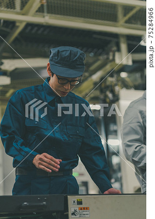 新聞印刷工場 新聞印刷工場 75284966
