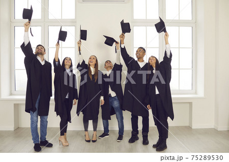 Successful graduation from university, education concept 75289530