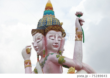 Sculpture, architecture and symbols of Buddhism, Thailand Sculpture, architecture and symbols of Buddhism, Thailand 75289643