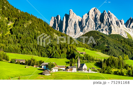 Panorama of the Dolomites with a chruch at Santa Maddalena in Italy Panorama of the Dolomites with a chruch at Santa Maddalena in Italy 75291168