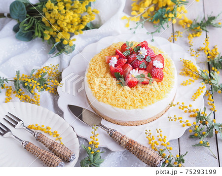 ミモザの日 ミモザケーキ ミモザの日 ミモザケーキ 75293199