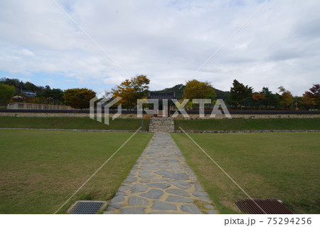 韓国 世界遺産 百済歴史地区 扶余定林寺址 韓国 世界遺産 百済歴史地区 扶余定林寺址 75294256