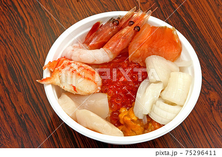 勝手丼 和商市場 釧路名物グルメ 勝手丼 和商市場 釧路名物グルメ 75296411