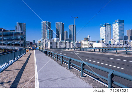《東京都》晴海・都市風景《豊洲大橋》 75298525