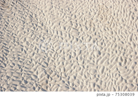 White background with curves and waves. 75308039