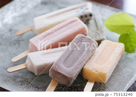 アイスキャンデー アイスキャンデー 75313240