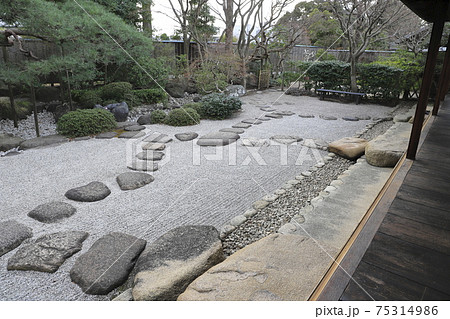 一茶双樹記念館 枯山水の庭園 千葉県流山市 の写真素材