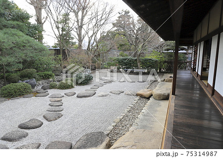 一茶双樹記念館 枯山水の庭園 千葉県流山市  一茶双樹記念館 枯山水の庭園 千葉県流山市  75314987