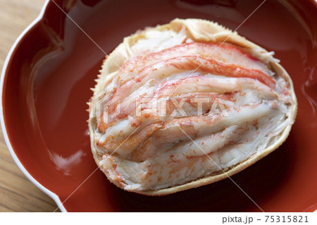 毛ガニの甲羅盛り 75315821