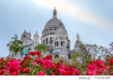 Flower Bed in Front of Sacre Coeur Cathedral on a Summer Evening 75326498