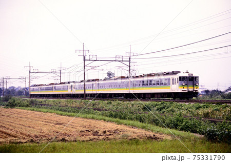 1997年 東北線を行く165系快速フェアーウェイ号 1997年 東北線を行く165系快速フェアーウェイ号 75331790