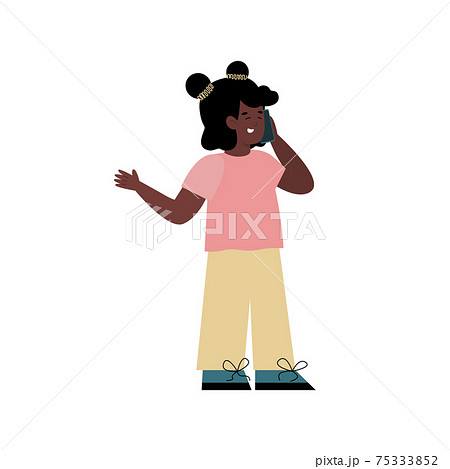 Cute African American Girl Talking Phone のイラスト素材