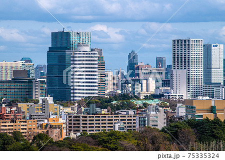 日本の東京都市景観　東京・紀尾井町などの街並みを望む 75335324