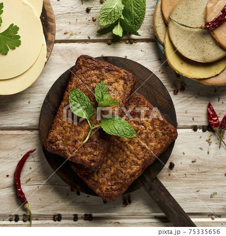 vegan cheese, tofu fillets and tofu cold cuts 75335656