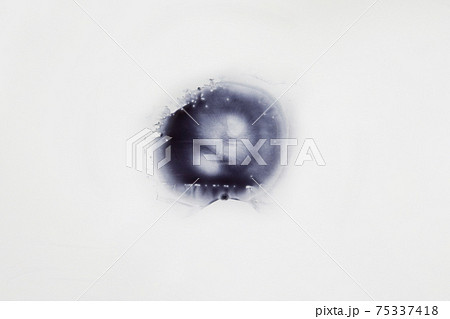 Abstract ink background. watercolor ink drops on white paper. black circle organic flow expanding alcohol ink technique . Marble style. Black paint stroke texture Macro image Abstract ink background. watercolor ink drops on white paper. black circle organic flow expanding alcohol ink technique . Marble style. Black paint stroke texture Macro image 75337418