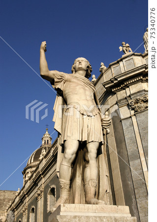 ITALY SICILY CATANIA 75340776