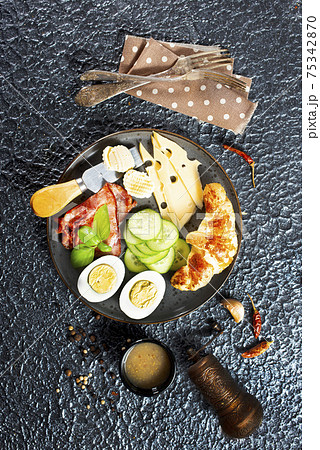 breakfast breakfast 75342870