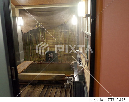 貸切露天風呂_湯布院かほりの郷はな村 貸切露天風呂_湯布院かほりの郷はな村 75345843