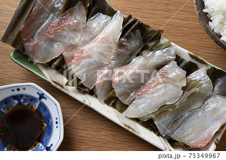 鯛の昆布締め 鯛の昆布締め 75349967