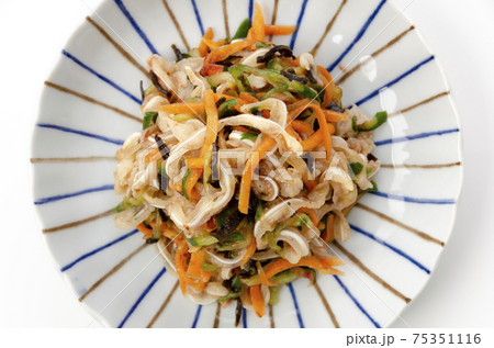 ミミガーの梅昆布和え 75351116