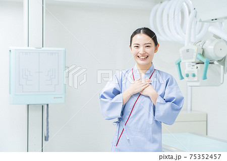 病院　人間ドック　レントゲン　医療 75352457