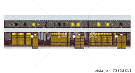 日本の古い町屋と冬と雪 75352811