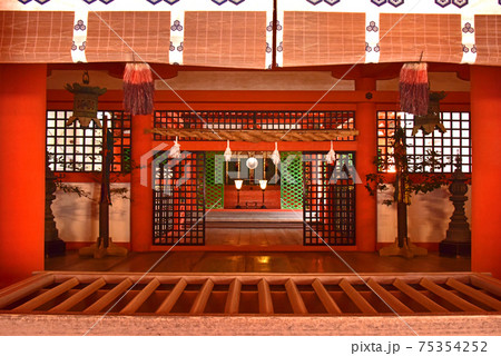 広島県　宮島･厳島神社の風景 75354252