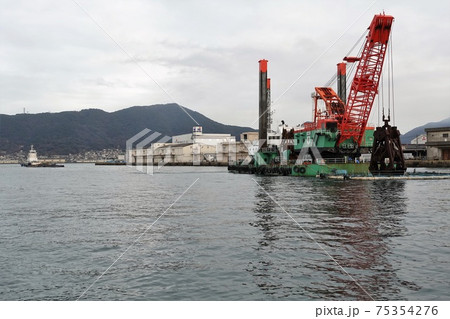 砕岩装置付グラブ浚渫船　「第二関雄」号 75354276