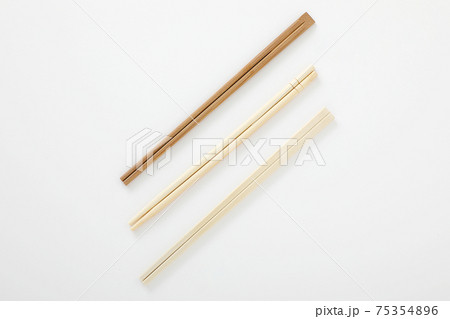 様々な割り箸 75354896