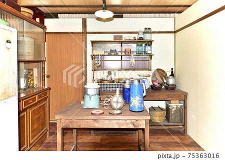 【昭和イメージ】昭和の台所 【昭和イメージ】昭和の台所 75363016