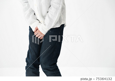 頻尿イメージ　男性 75364132