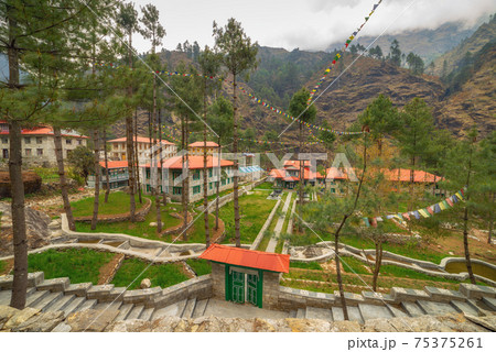 Himalayan sherpa hospital. German and Nepal. Cooperation project, founded on 23 of May 2017. 75375261