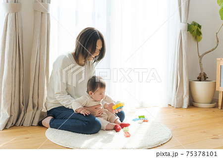 赤ちゃんとママ 赤ちゃんとママ 75378101