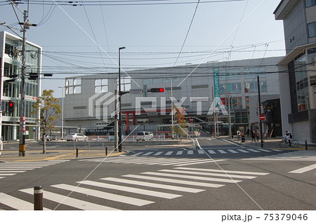 福岡市東区・JR九州「香椎駅」 75379046