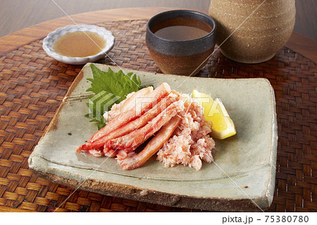 ズワイガニ 盛り付け 一品料理 酒の肴 ズワイガニ 盛り付け 一品料理 酒の肴 75380780