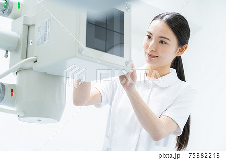 病院 人間ドック X線TV検査 レントゲン 医療 病院 人間ドック X線TV検査 レントゲン 医療 75382243