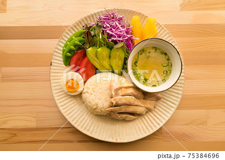 シンガポールチキンライス 75384696