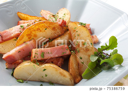 ジャーマンポテト 75386759