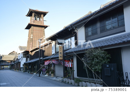 【埼玉県川越市】時の鐘が見える風景 75389001