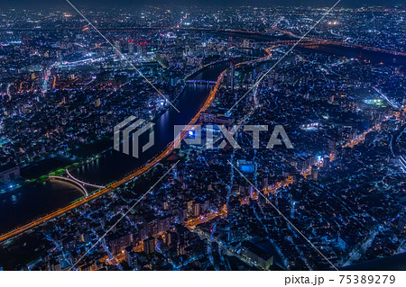 東京の都市夜景(隅田川から北千住方向) 東京の都市夜景(隅田川から北千住方向) 75389279