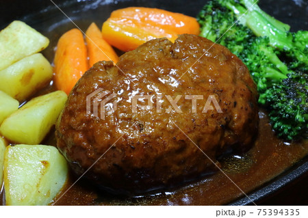 ハンバーグ 75394335