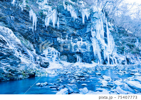 三十槌の氷柱(みそつちのつらら) 三十槌の氷柱(みそつちのつらら) 75407773