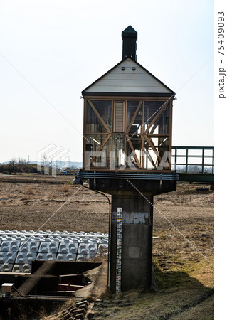 旧北上川小船越のとんがり屋根の水門 旧北上川小船越のとんがり屋根の水門 75409093