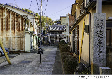 室津　徳乗寺　参道　兵庫県たつの市御津町 75410377